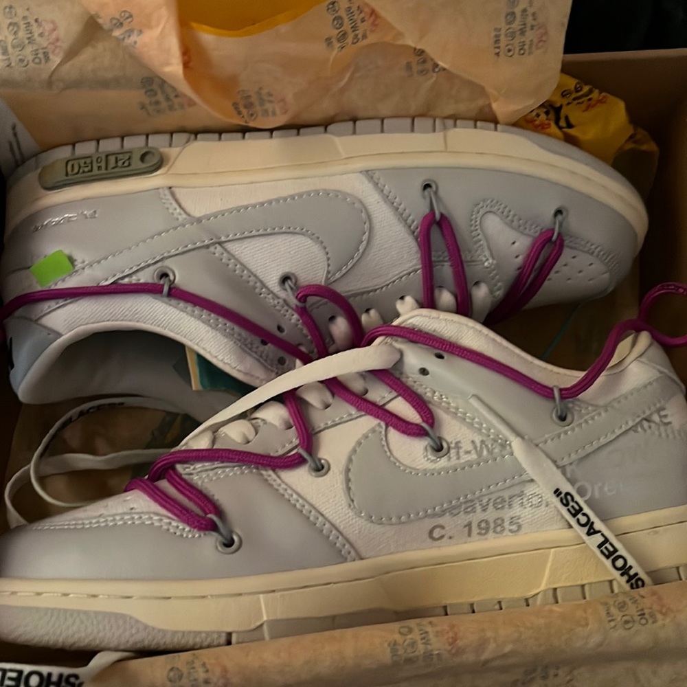 “ AUTHENTIC “ off white Nike Dunk Low .